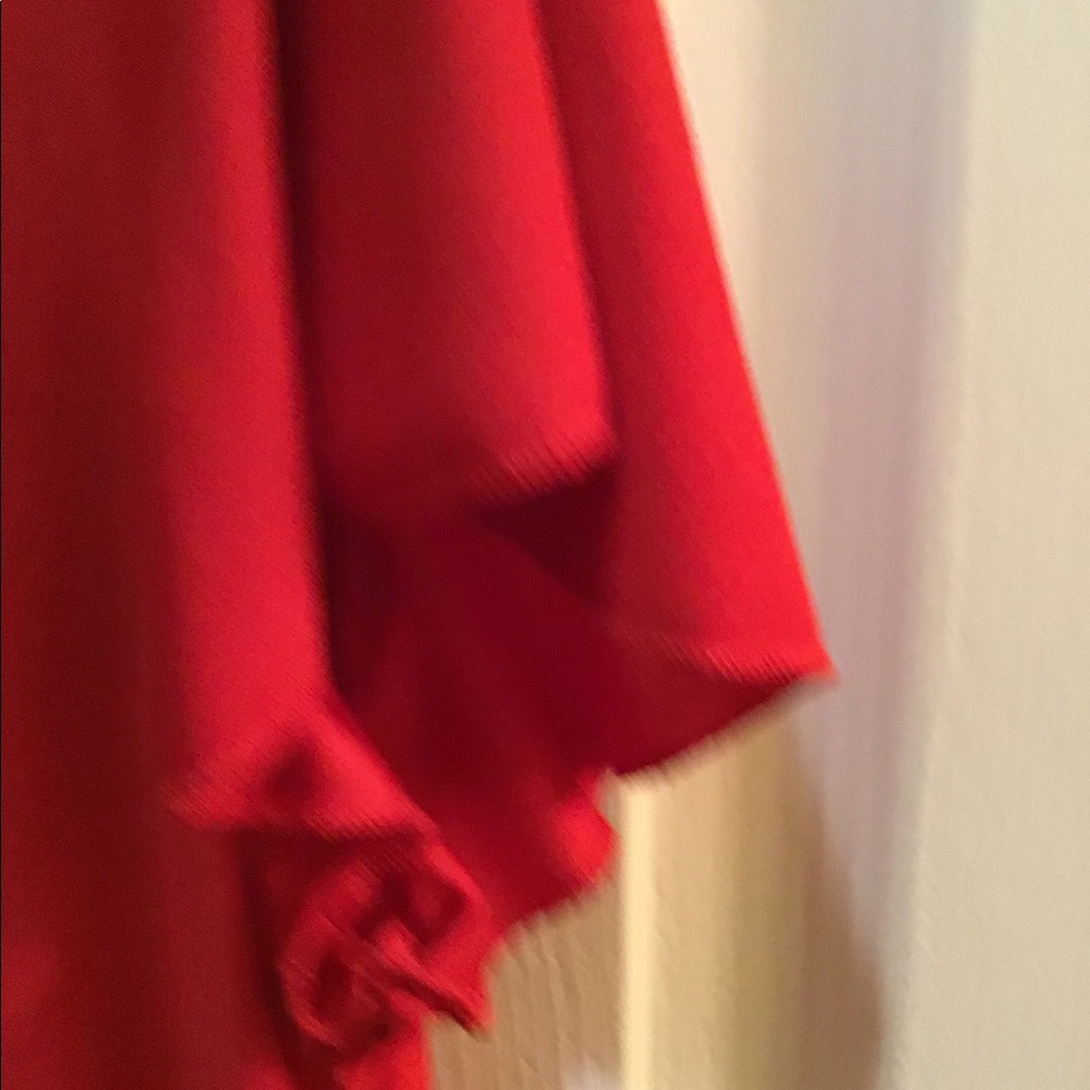 Red Dress - Picture 3 of 7